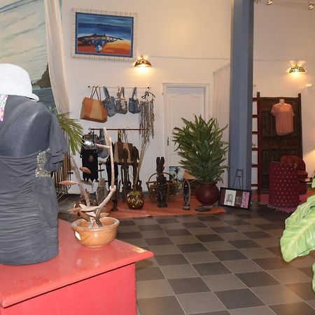 Fana Hotell Dakar Exteriör bild