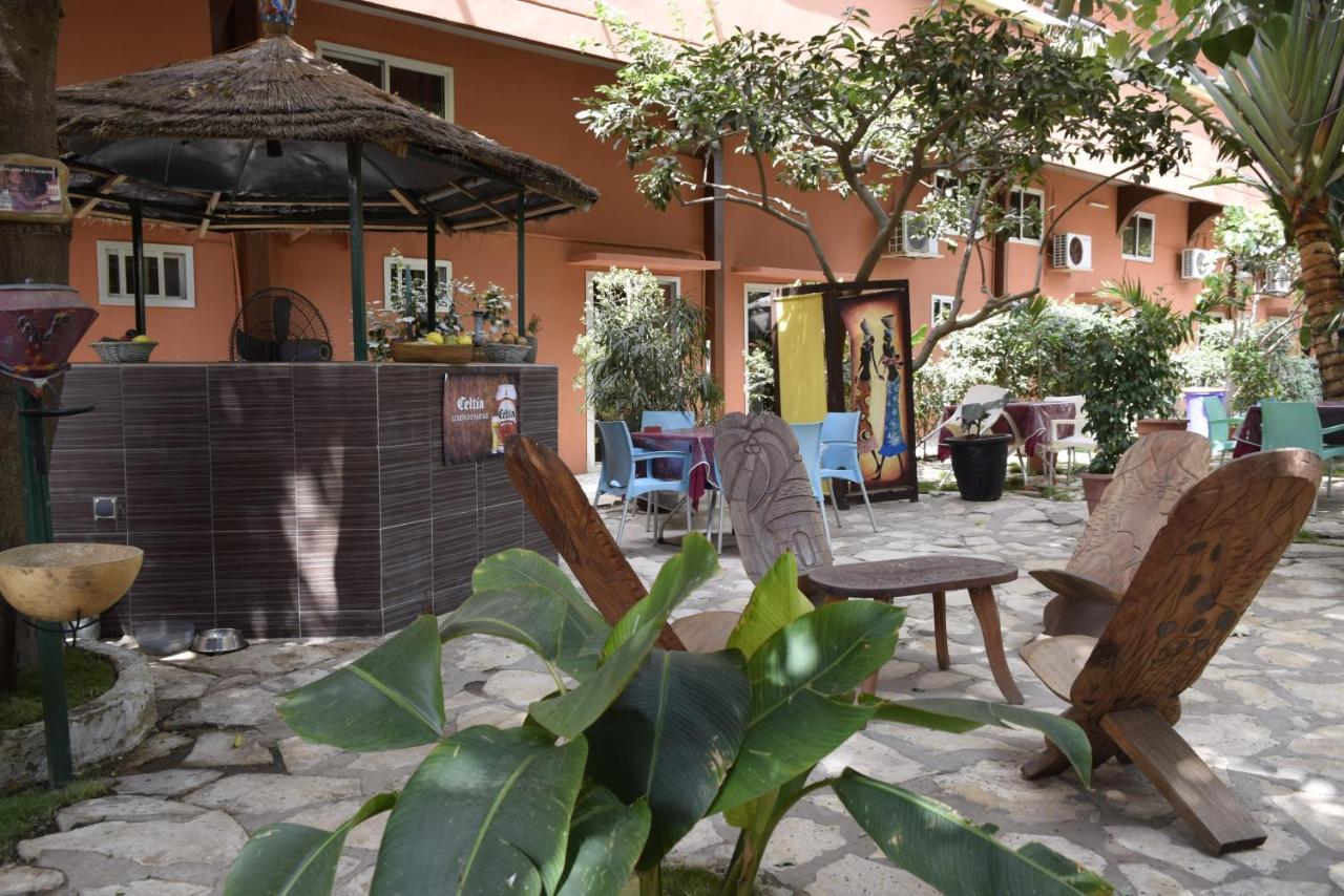 Fana Hotell Dakar Exteriör bild