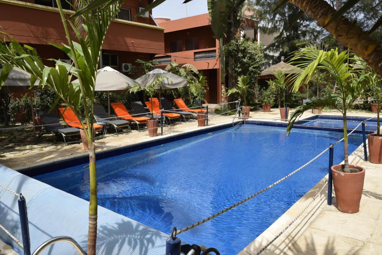 Fana Hotell Dakar Exteriör bild
