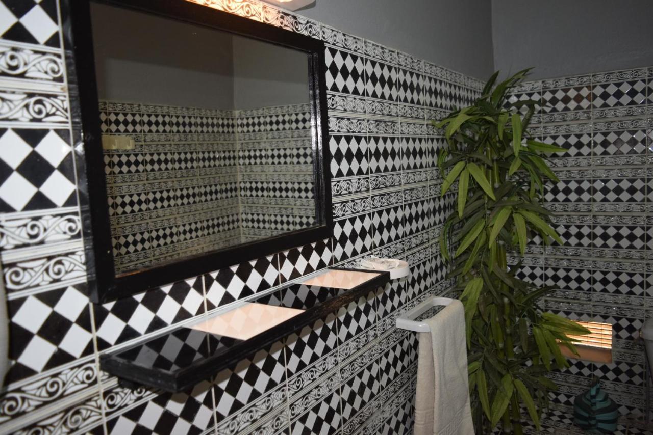 Fana Hotell Dakar Exteriör bild