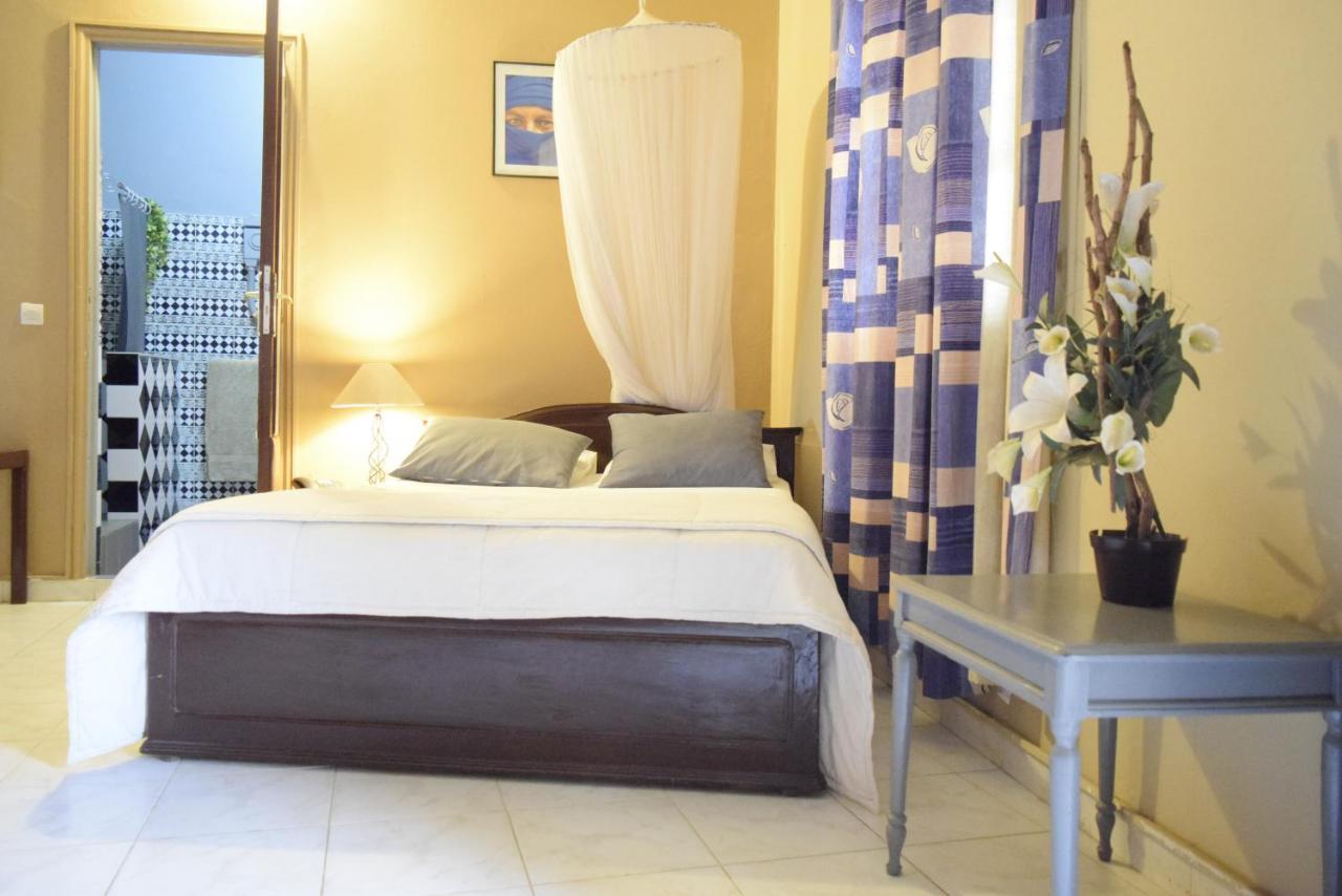 Fana Hotell Dakar Exteriör bild