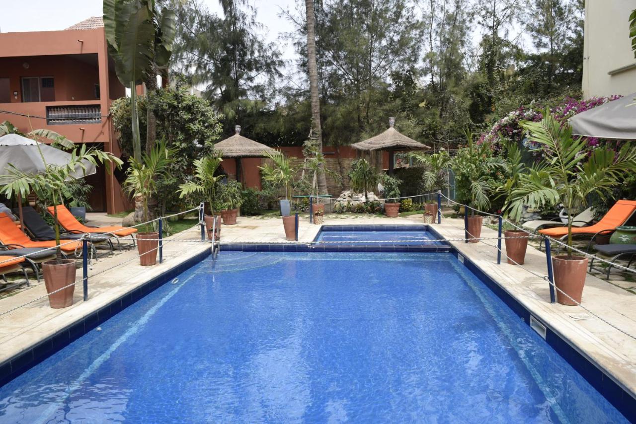 Fana Hotell Dakar Exteriör bild