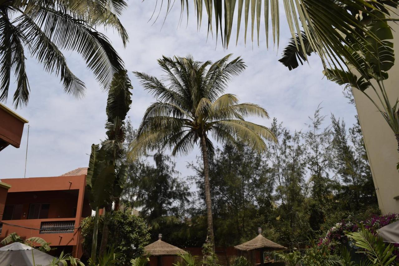 Fana Hotell Dakar Exteriör bild