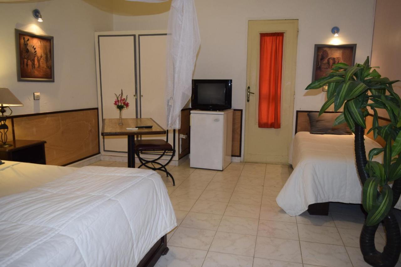 Fana Hotell Dakar Exteriör bild