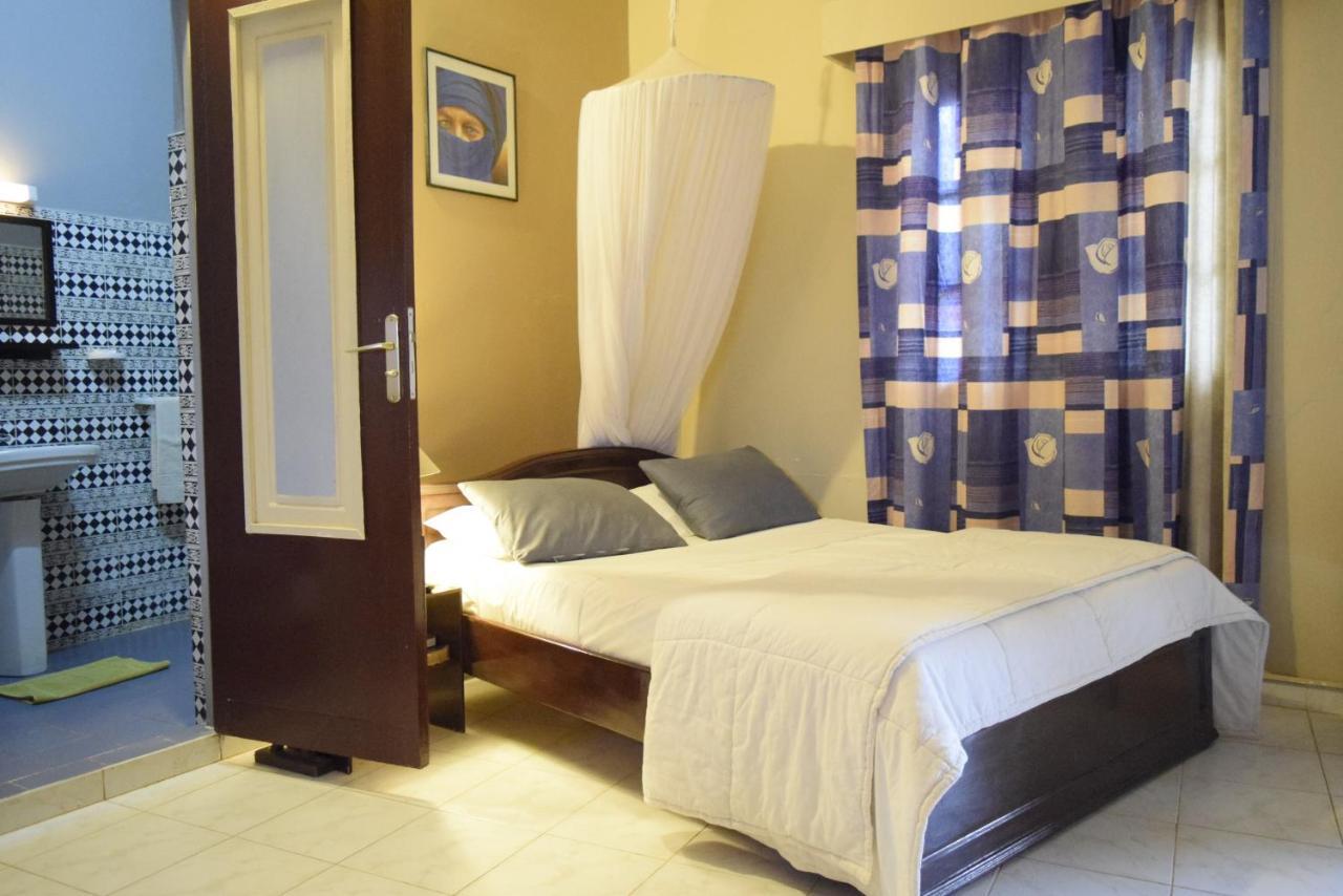 Fana Hotell Dakar Exteriör bild