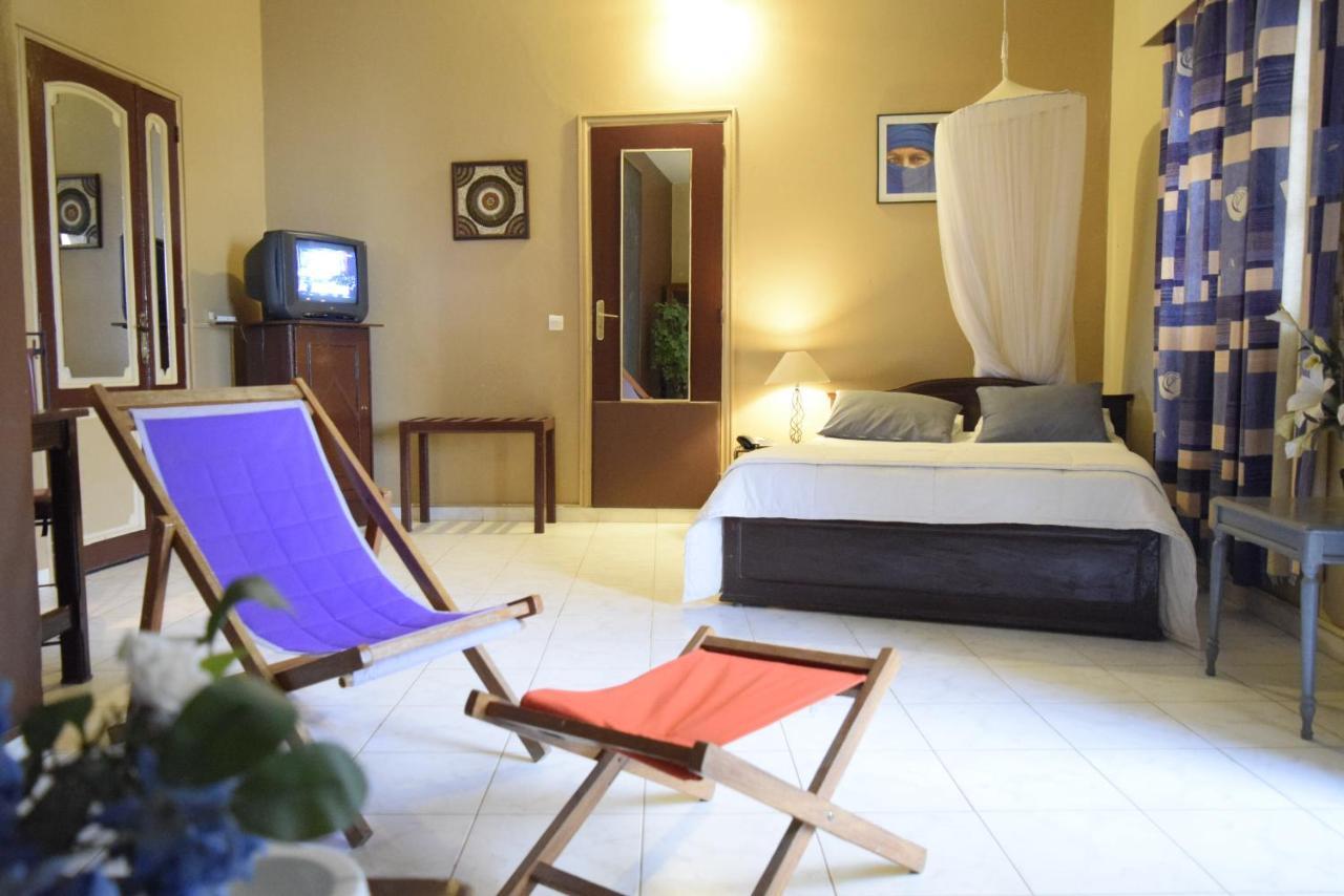 Fana Hotell Dakar Exteriör bild