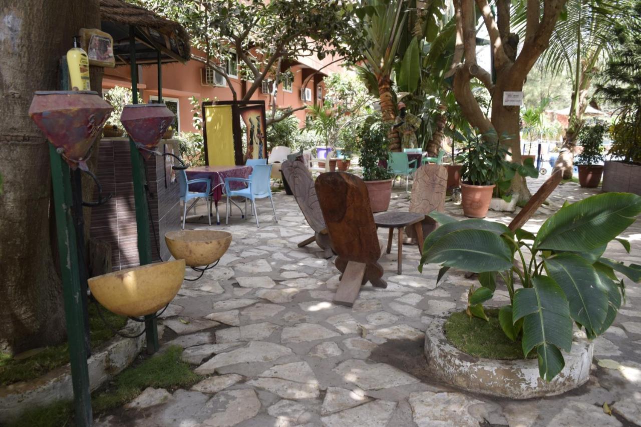 Fana Hotell Dakar Exteriör bild