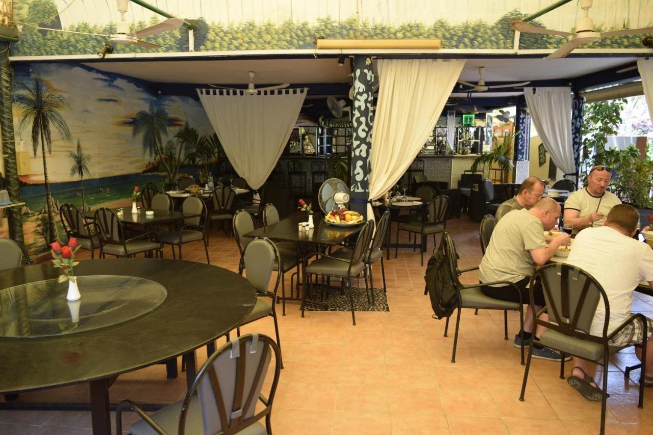 Fana Hotell Dakar Exteriör bild